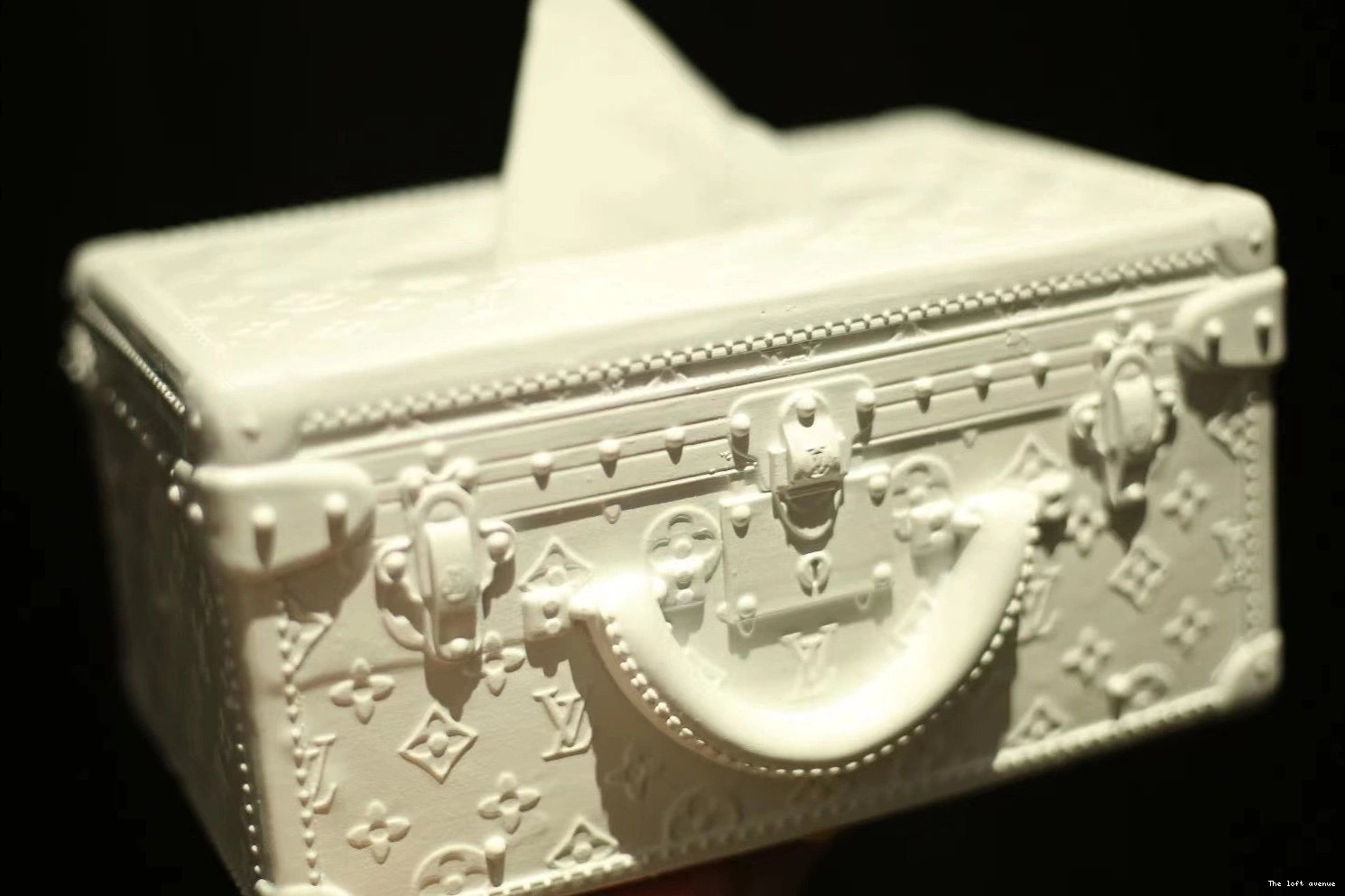 TISSUE LV CUSTOM BOX COVER 0803